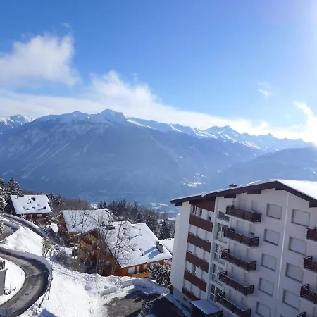 克莱恩蒙塔纳阿莫里伊斯特公寓 公寓 *